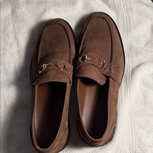 Classic Brown Loafers with Gold Accent